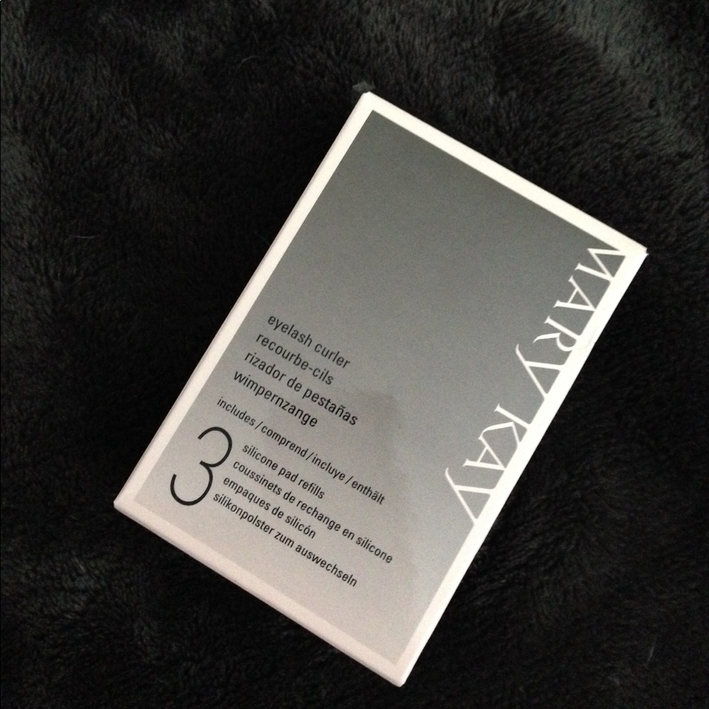 Mary Kay Eyelash Curler